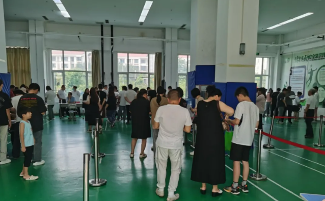 学校圆满完成2024级普通中专新生预报到工作(图1) 学校圆满完成2024级普通中专新生预报到工作(图1)