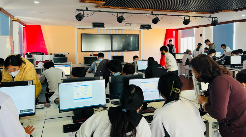 我校顺利完成2023年“三二分段”中职接高职统一考试、高职分类考试报名工作(图1)