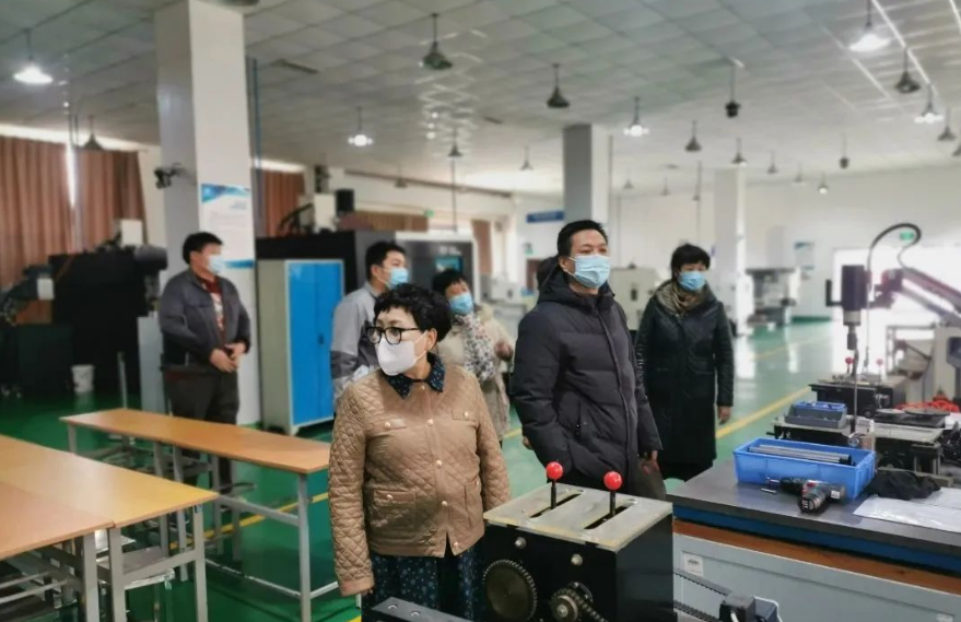 学校进行2023年春季学期开学安全专项检查(图1)