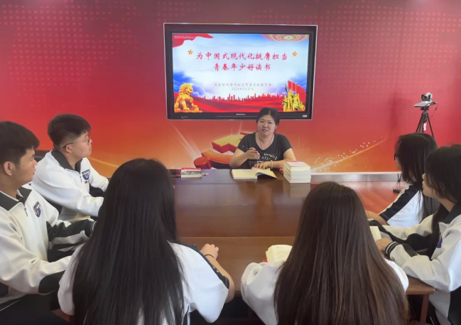 坚守育人初心 践行青春使命——记2024年度天津食品集团五一劳动奖章获得者 汪瑞(图2)