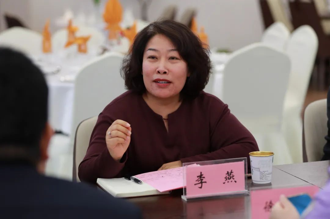 校企共绘新愿景 产教融合育英才——学校与天财商龙公司共同举行校企共建智慧餐厅综合实训基地落成暨天财商龙餐饮数字化产业学院揭牌仪式(图2)