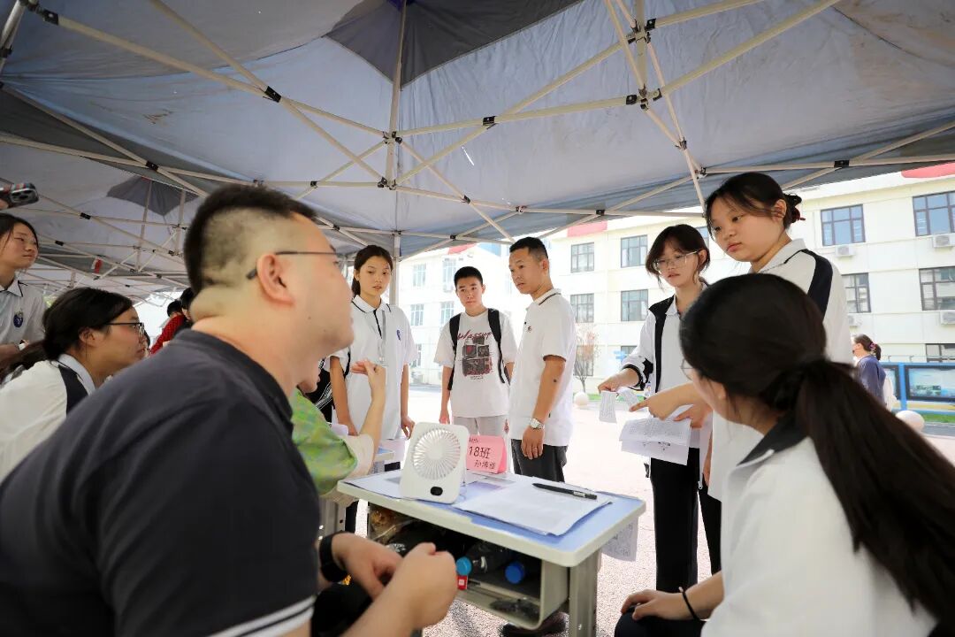 从“新”开始启征程，逐梦职教向未来——学校2025年秋季学期开学纪实(图4)